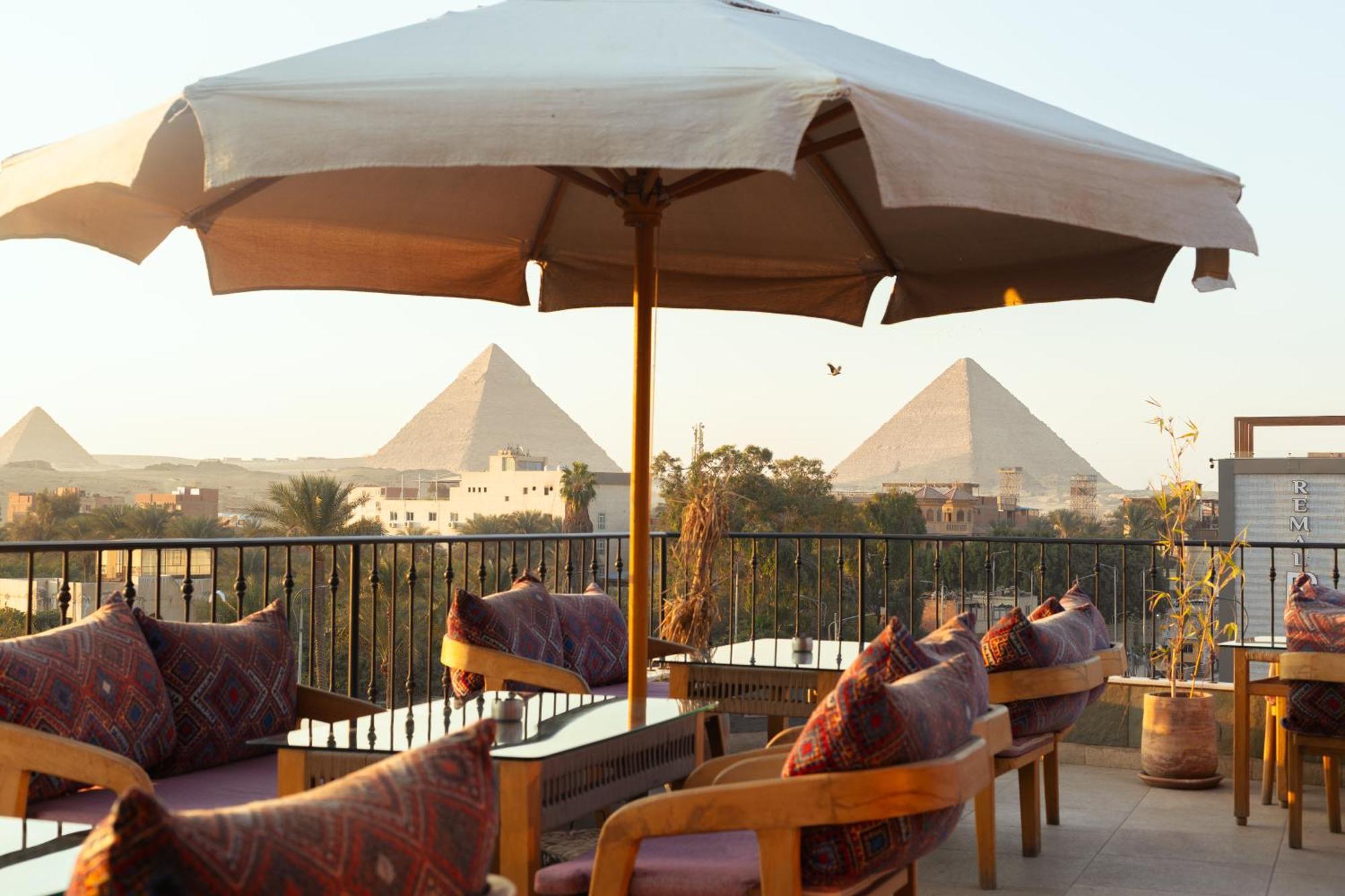 Almas Pyramids Hotel Kafret el-Gabal Exteriör bild